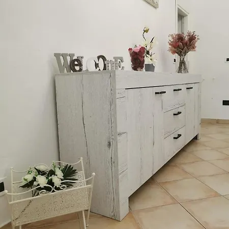 Green House Daniel E Sara