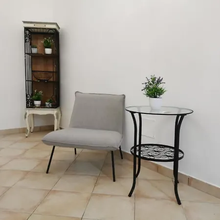 Green House Daniel E Sara צ'לה ליגורה