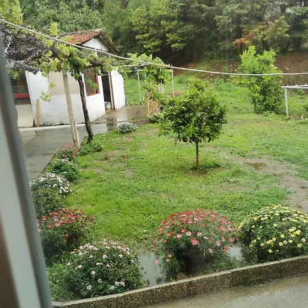 度假居 Green House Daniel E Sara *